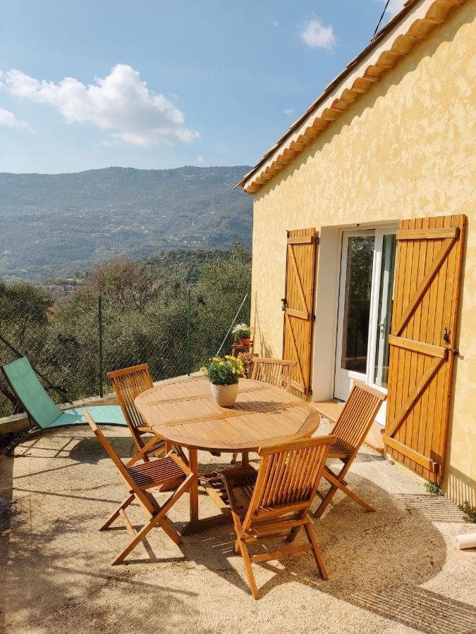 Bas De Villa. Cote D'Azur, A 20 Kms De Nice Contes  Kültér fotó